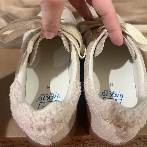 Back 70 Women's Cream Sneakers - Picture 5 of 8